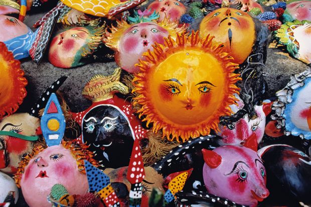 Crafts made from paper mache, wood, ceramic and coconut shell Crafts made from paper mache, wood, ceramic and coconut shell