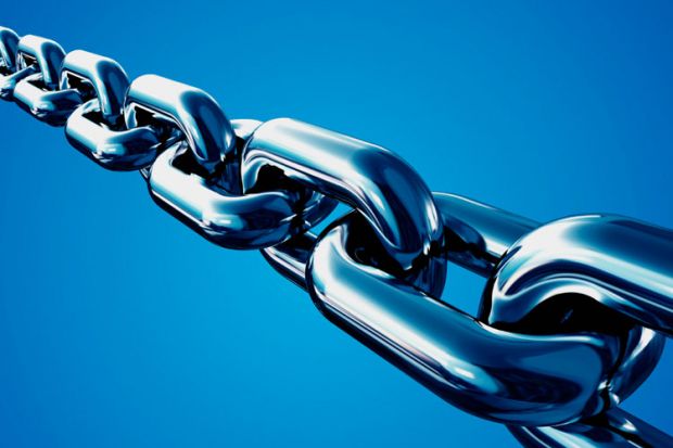 Heavy metal chain links