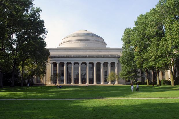 MIT MIT illustrating a blog about benefits of interdisciplinarity, the arts, humanities and STEM