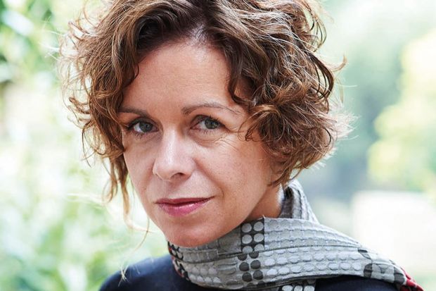 lyndsey-stonebridge lyndsey-stonebridge