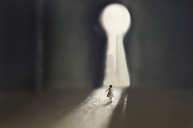 Walking through keyhole