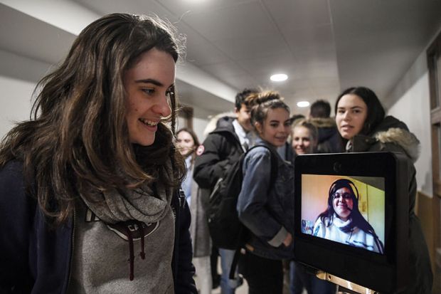 Video phonecall Video phonecall