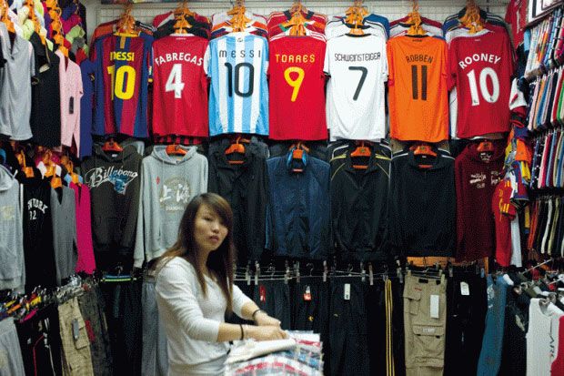 Sports tops Sports tops