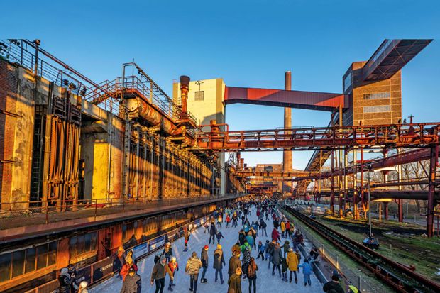 Cover image 15 September 2022 Cover image 15 September 2022