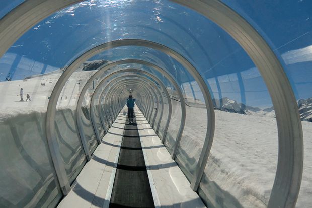 Tunnel