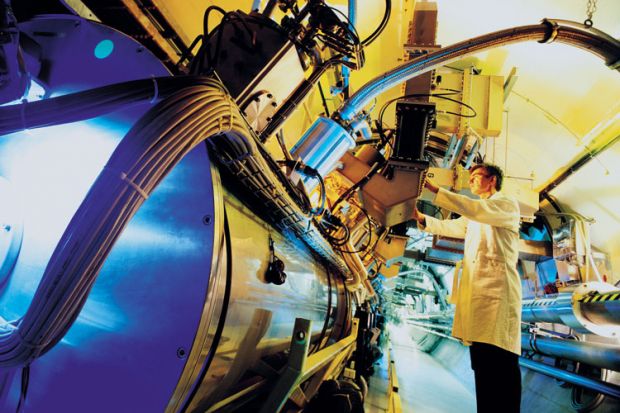 Big science: sizing up a colossus Big science: sizing up a colossus